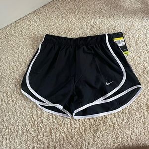 NWT black and white Nike tempo running shorts size small